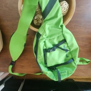 Patagonia Atom 8L